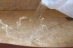 武邑漏水维修 免砸砖防水材料该如何施工